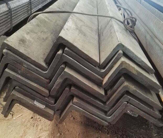 ���벻�ȱ߽Ǹ�